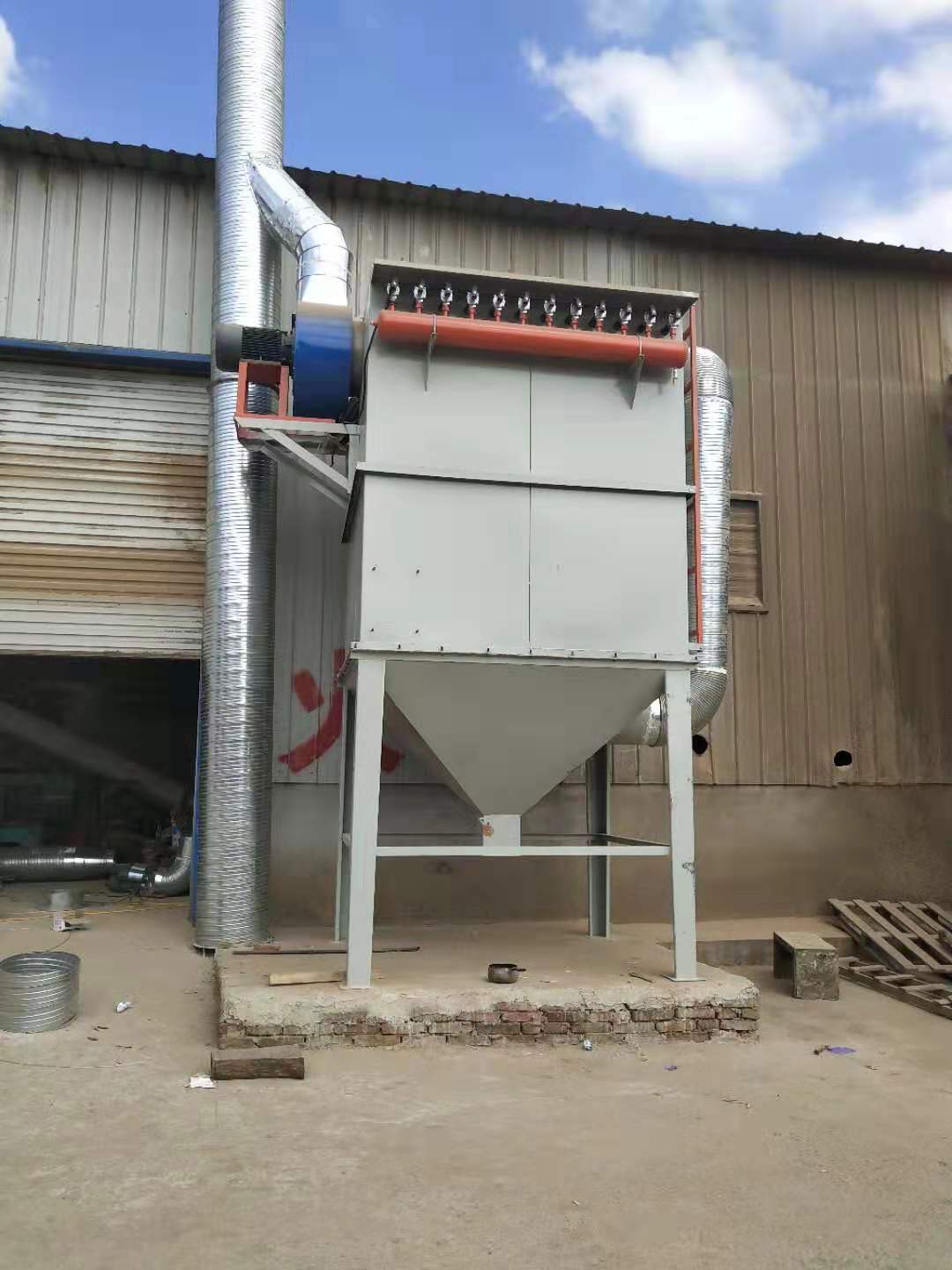 礦山除(chu)塵器詳細(xi)内容介紹(shao)